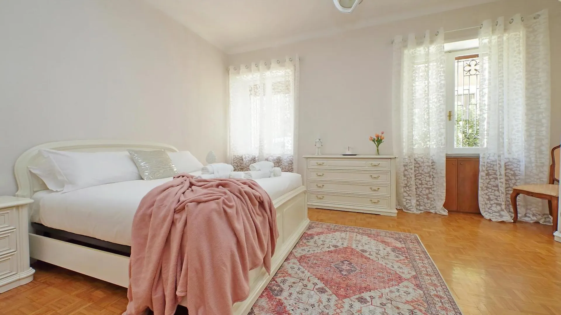 4Bnb - Annibaliano Metro Apartment Rome 0*,